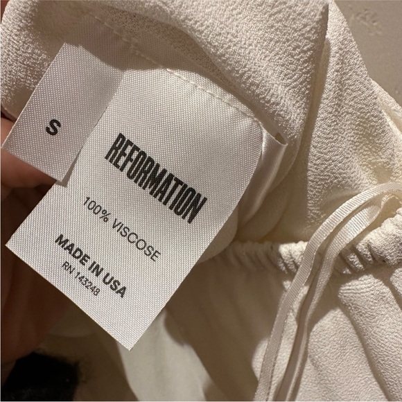 Reformation Sahara set. Viscose size small - Picture 6 of 7